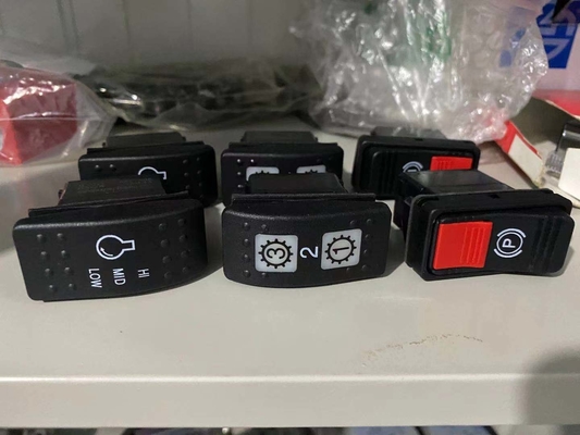 4700792812 Przełącznik przycisku biegów do części zamiennych do wózków drogowych Cc524 624hf