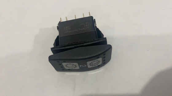 4700792812 Przełącznik przycisku biegów do części zamiennych do wózków drogowych Cc524 624hf