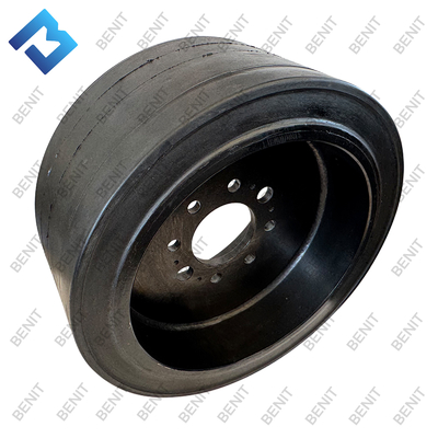 2136678 Układ frezowania tylnych kół opon stałych do budowy dróg wysokiej jakości W50