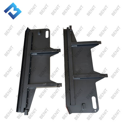 RM54408778 Płyta boczna zatrzymania materiału i lewa płyta boczna rury wyrównującej do walców drogowych VB78/VB88/VDT-V78 Części zamienne do systemów rur wyrównujących