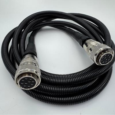 Kabel zasilający kontrolera z dwoma ekranami WR2400 do rozkładarki asfaltu 2055750