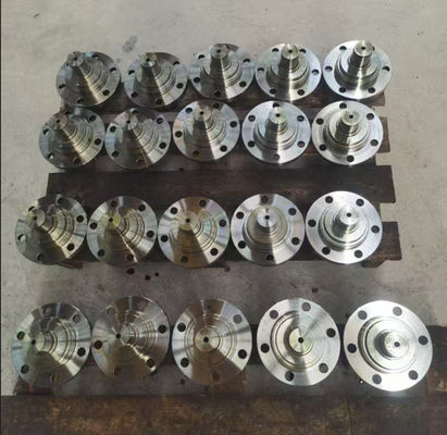 P8820DL Asfalt Paver części zamiennych spiralny przenośnik pośredni wał rotacyjny separator pośredni wał VOE12766358